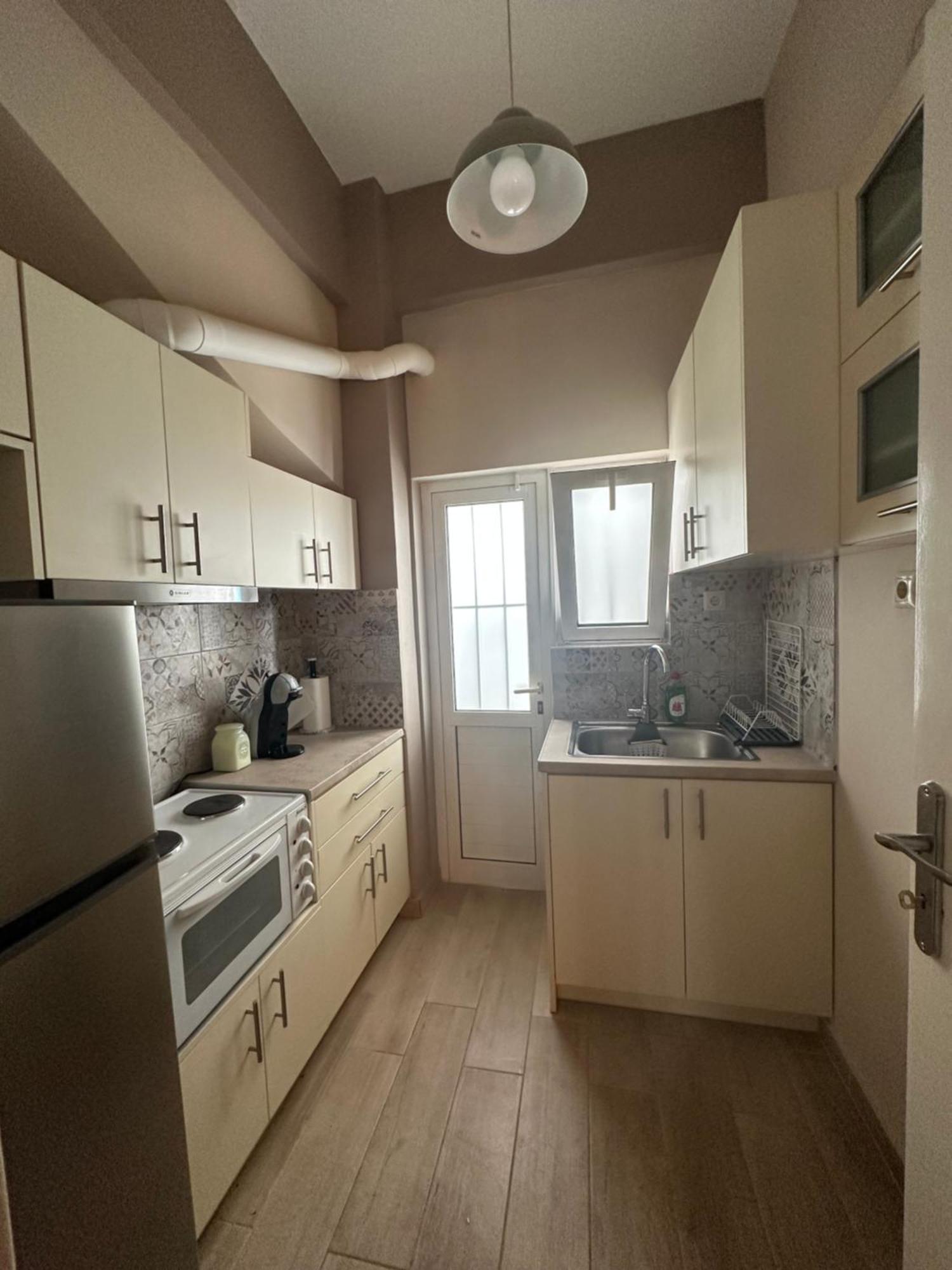 Ferienwohnung Ζεστή Φωλίτσα Στο Κέντρο. Athen Exterior foto