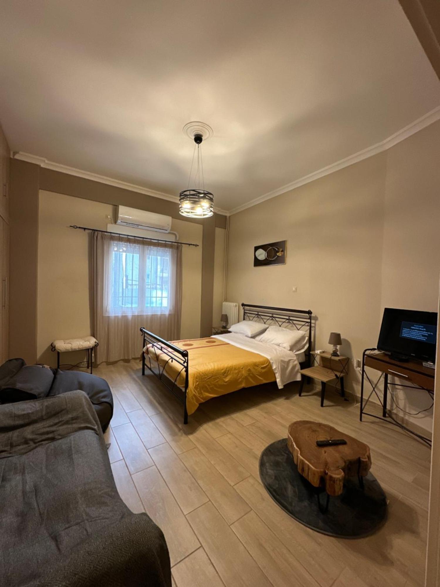 Ferienwohnung Ζεστή Φωλίτσα Στο Κέντρο. Athen Exterior foto