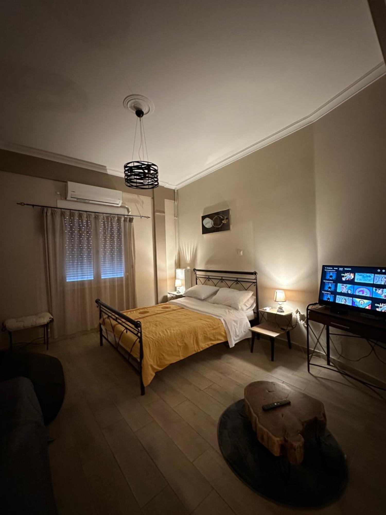 Ferienwohnung Ζεστή Φωλίτσα Στο Κέντρο. Athen Exterior foto