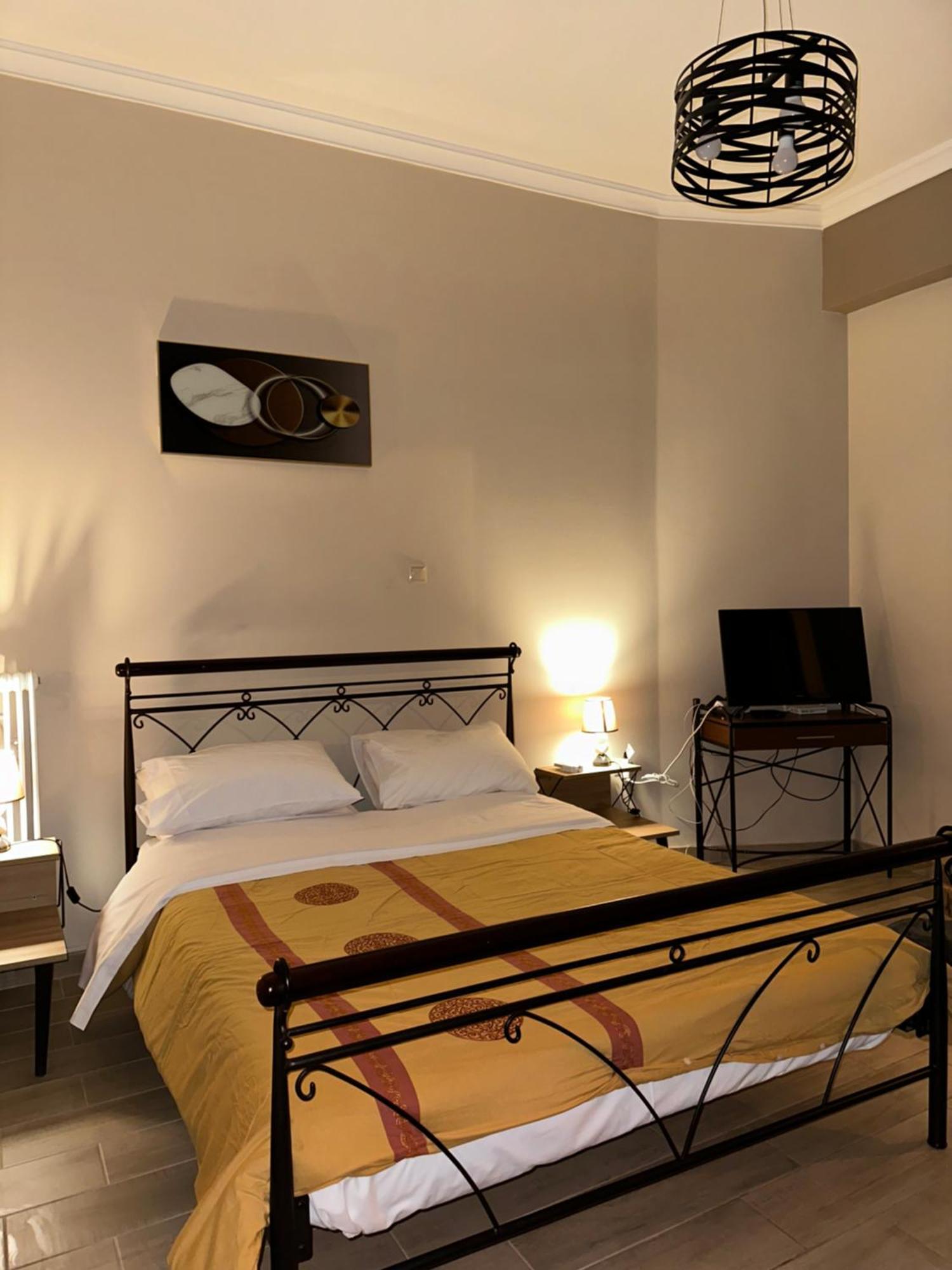 Ferienwohnung Ζεστή Φωλίτσα Στο Κέντρο. Athen Exterior foto